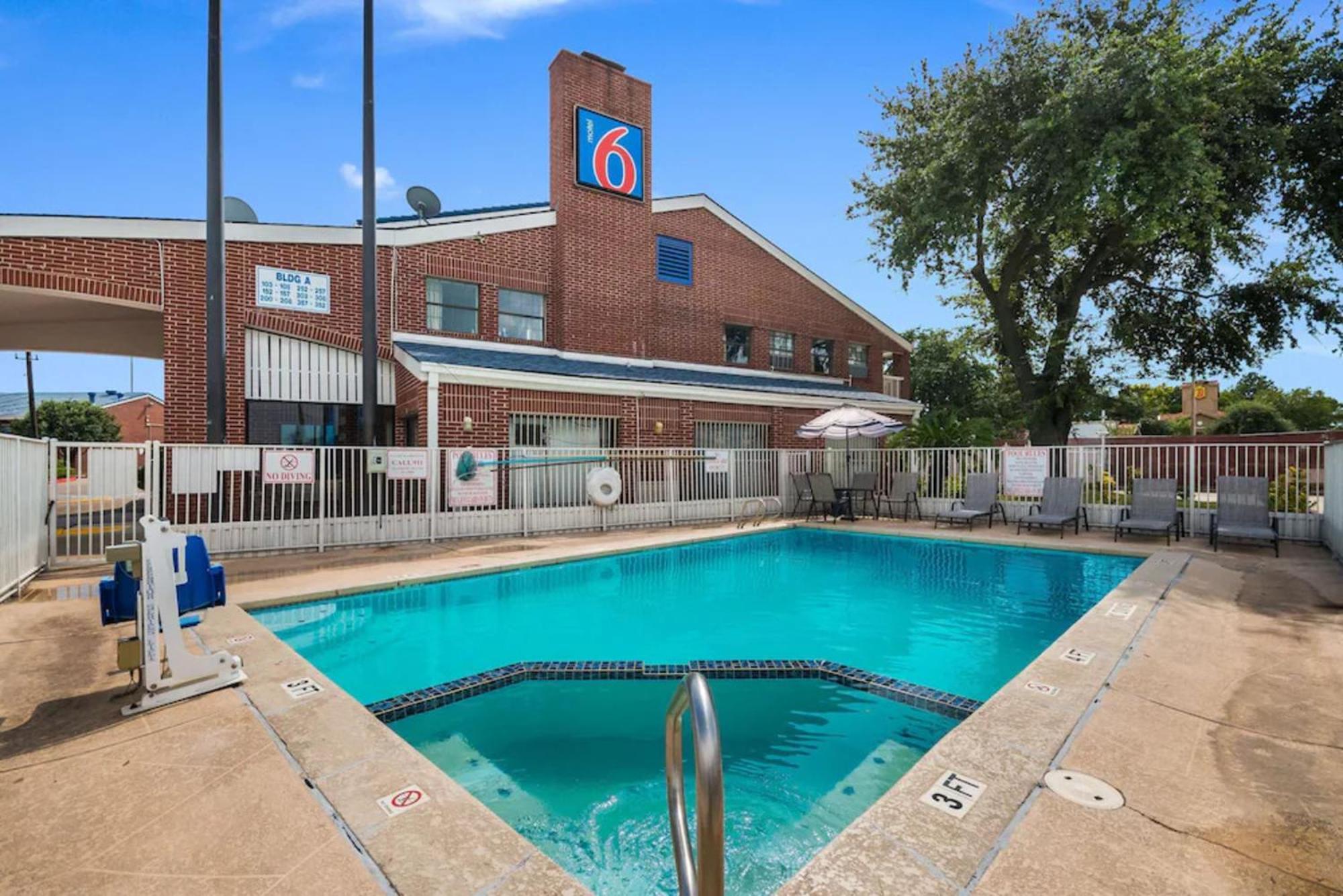 Studio 6 Houston Tx Brookhollow Exteriér fotografie
